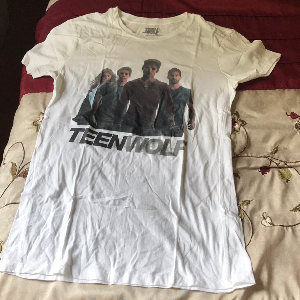 Teen wolf tee